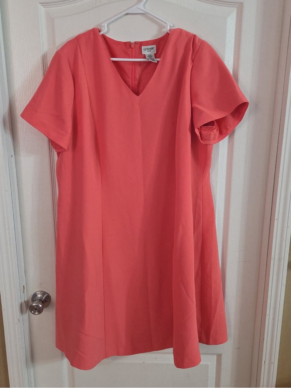 Liz Baker Women’s Pink V-neck Dress Shoulder Pads Sz 22P. AG-95